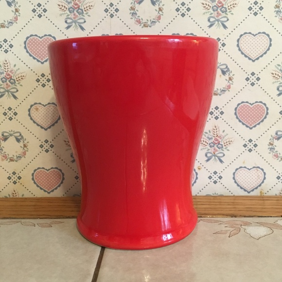 NWOT Pretty Red Vase/Storage Container - Picture 4 of 6